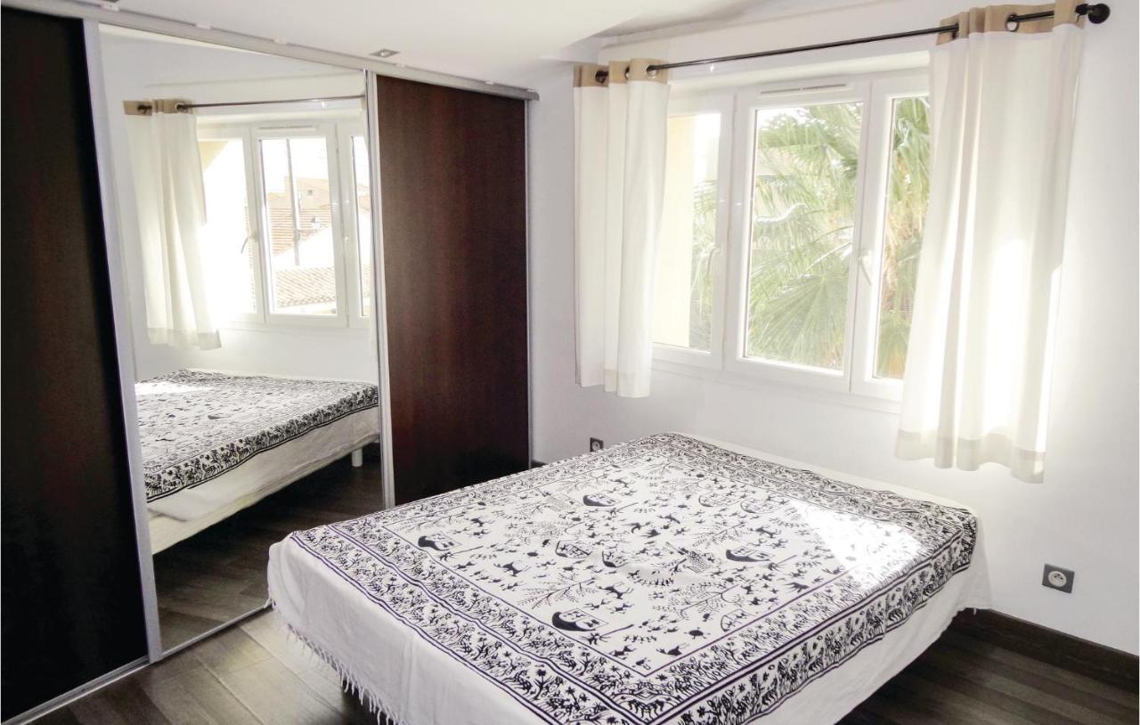 Awesome Apartment In Sauvian With Wifi Ngoại thất bức ảnh